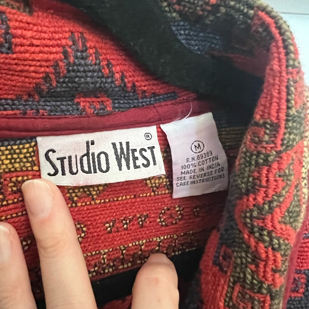 Women's Red Patterned Jacket - Picture 2 of 4